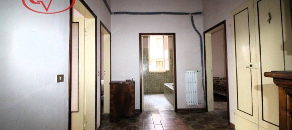 3 Schlafzimmer Wohnung in Castelfranco Piandiscò, Italy, Nr. 68240 4