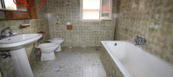 3 Schlafzimmer Wohnung in Castelfranco Piandiscò, Italy, Nr. 68240 10