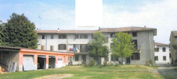 Apartamento de 3 divisões em Voghera, Italy N.º 181378 9