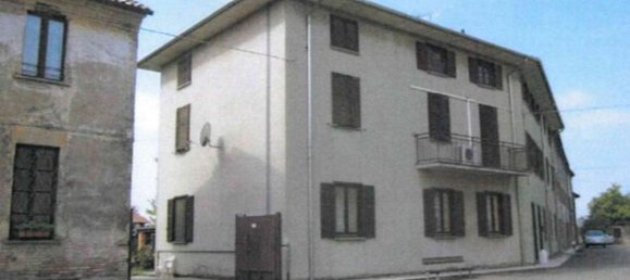 Apartamento de 3 divisões em Voghera, Italy N.º 181378 15