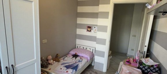 4 rooms House in Massa, Italy No. 102750 18