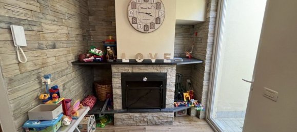 4 rooms House in Massa, Italy No. 102750 25