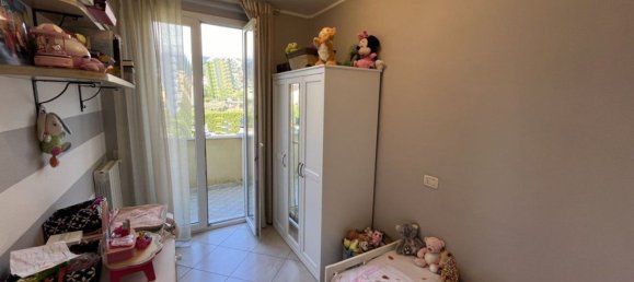 4 rooms House in Massa, Italy No. 102750 19