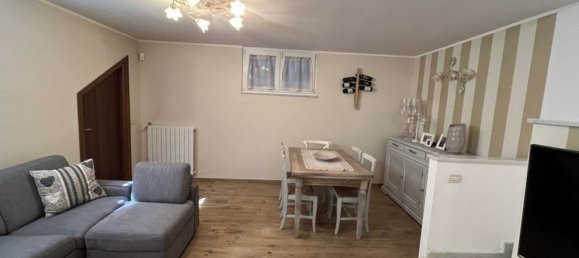 4 rooms House in Massa, Italy No. 102750 27