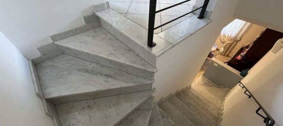 4 rooms House in Massa, Italy No. 102750 11