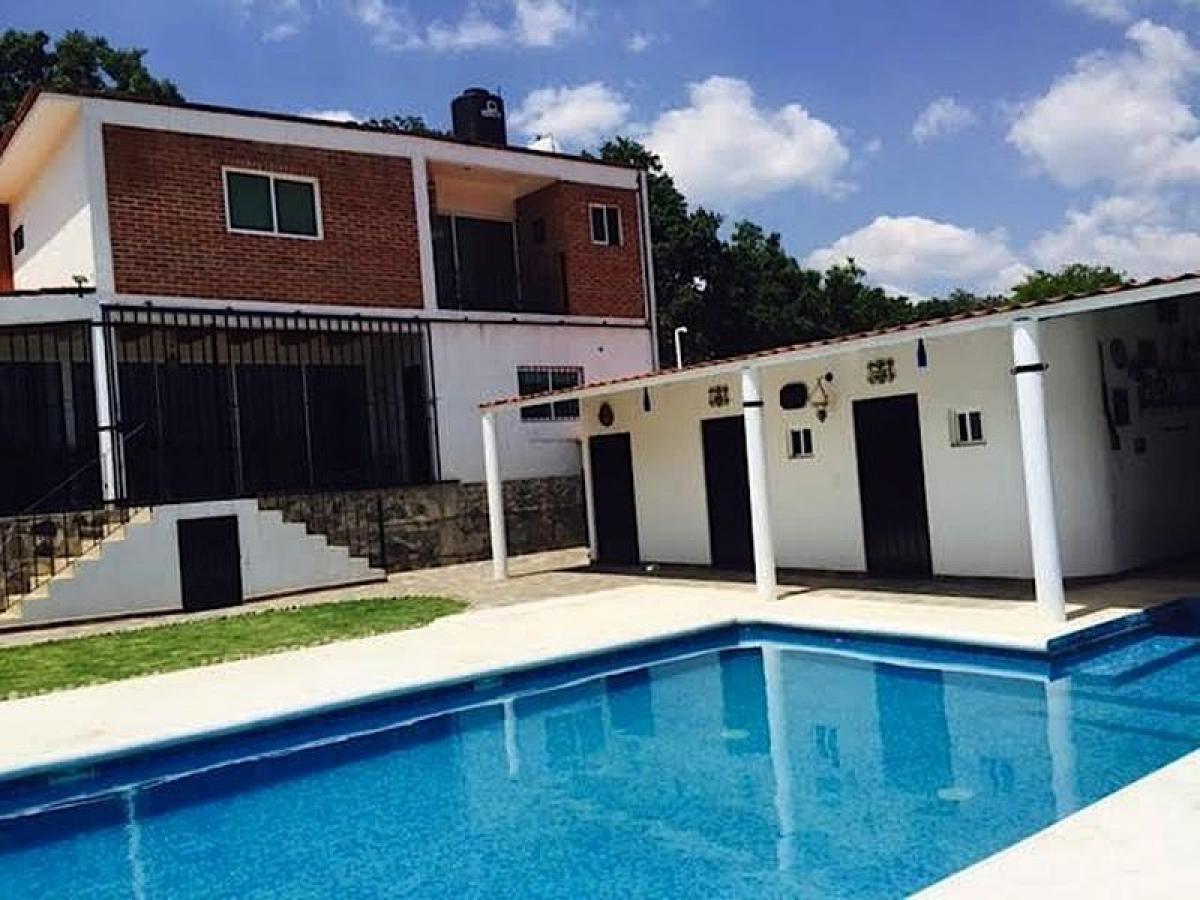 Дом с 6 спальнями в Тепоцотлан, Мексика № 211930