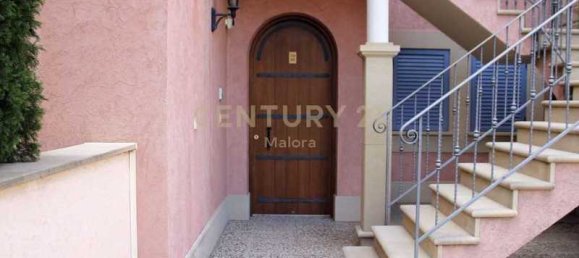 3 bedrooms Apartment in Pyrgos, Cyprus No. 8652 5