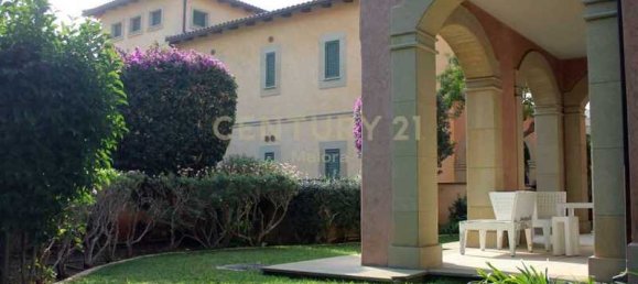 3 bedrooms Apartment in Pyrgos, Cyprus No. 8652 4