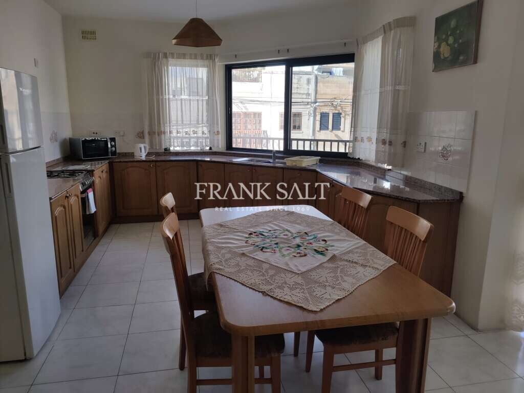 2 bedrooms Maisonette in Swatar, Malta No. 10701