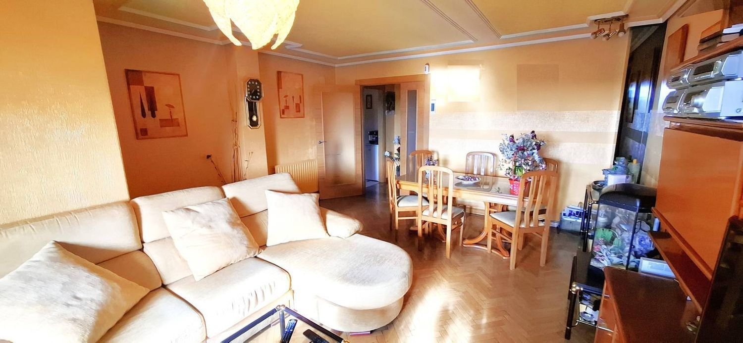 4 Schlafzimmer Wohnung in Fuenlabrada, Spain, Nr. 137382