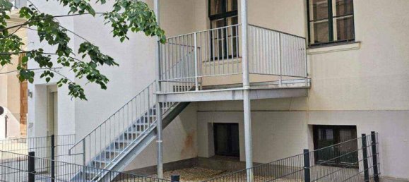 2-salle Appartement à Rudolfsheim-Funfhaus, Austria No. 130977 5