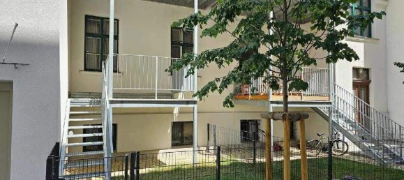 2-salle Appartement à Rudolfsheim-Funfhaus, Austria No. 130977 4