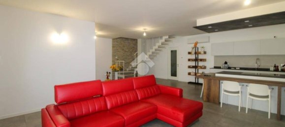 Villa de 3 dormitorios en Ghedi, Italy No. 275721 12