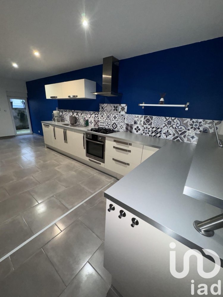 Таунхаус с 5 комнатами в Булеи-Мозель, Франция № 224196