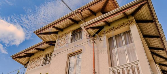 3 bedrooms Villa in Valdengo, Italy No. 311183 4