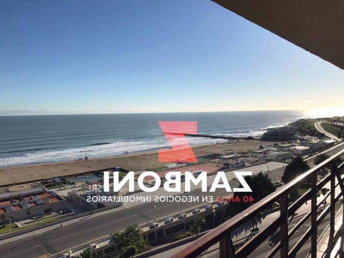 3 bedrooms Apartment in Mar del Plata, Argentina No. 81693