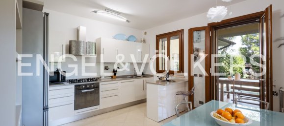 11 rooms Villa in Gavorrano, Italy No. 103425 8