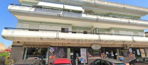 467m² Commercial property in Anzio, Italy No. 337345 14