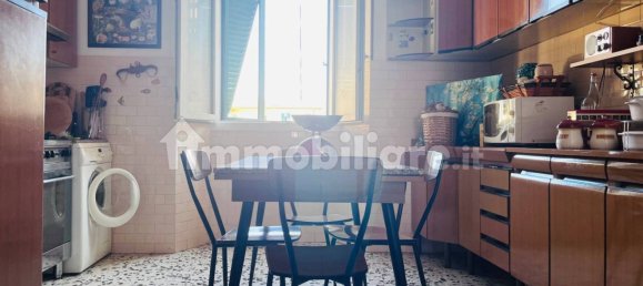 2 Schlafzimmer Wohnung in Livorno, Italy, Nr. 294811 5