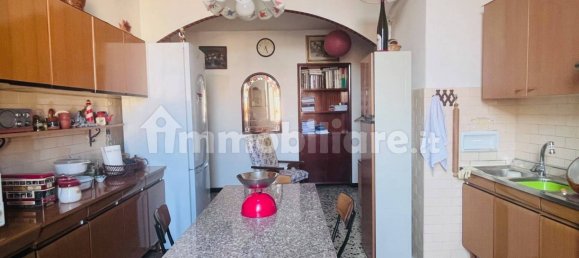 2 Schlafzimmer Wohnung in Livorno, Italy, Nr. 294811 3