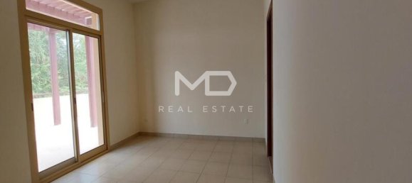 4 Schlafzimmer Villa in Al Raha Golf Gardens, UAE, Nr. 47902 5