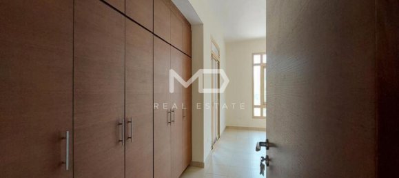 4 Schlafzimmer Villa in Al Raha Golf Gardens, UAE, Nr. 47902 21