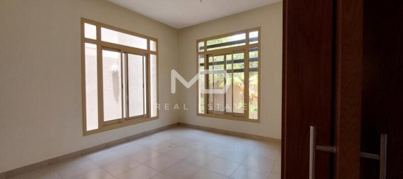4 Schlafzimmer Villa in Al Raha Golf Gardens, UAE, Nr. 47902 19