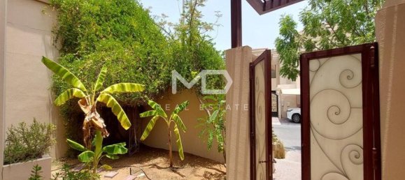 4 Schlafzimmer Villa in Al Raha Golf Gardens, UAE, Nr. 47902 30