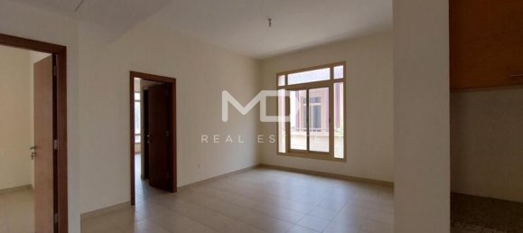 4 Schlafzimmer Villa in Al Raha Golf Gardens, UAE, Nr. 47902 4