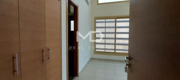 4 Schlafzimmer Villa in Al Raha Golf Gardens, UAE, Nr. 47902 14