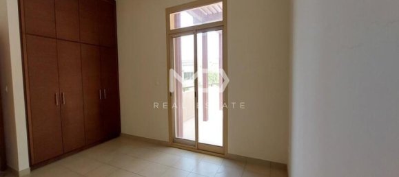 4 Schlafzimmer Villa in Al Raha Golf Gardens, UAE, Nr. 47902 6