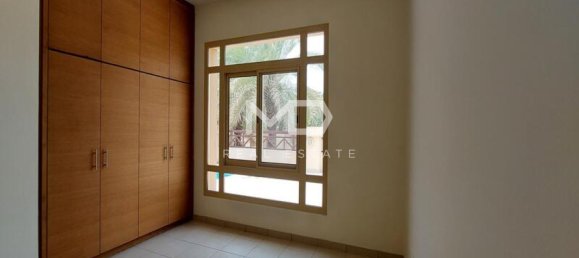 4 Schlafzimmer Villa in Al Raha Golf Gardens, UAE, Nr. 47902 11