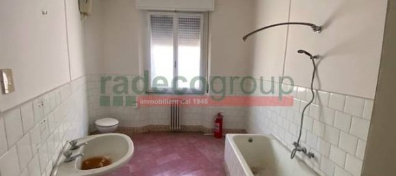 3 bedrooms Apartment in Livorno, Italy No. 137720 21