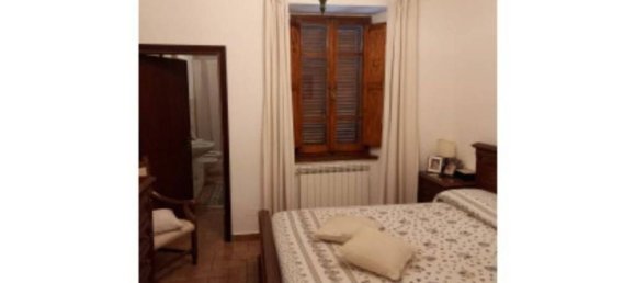 Apartamento de 4 dormitorios en Spoleto, Italy No. 340812 8