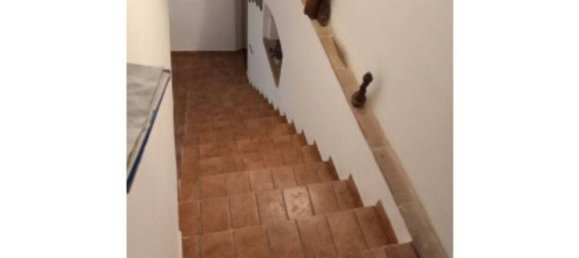 Apartamento de 4 dormitorios en Spoleto, Italy No. 340812 2