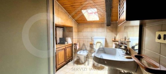 6 rooms Villa in Issiglio, Italy No. 18408 15