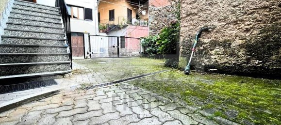 6 rooms Villa in Issiglio, Italy No. 18408 4