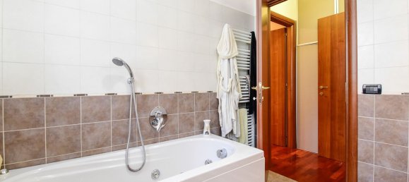 2 rooms Apartment in Seregno, Italy No. 271917 16