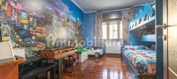 3 rooms Apartment in Rome, Italy No. 76235 2