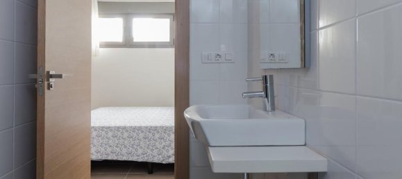Apartamento de 2 dormitorios en Alicante, Spain No. 129685 29