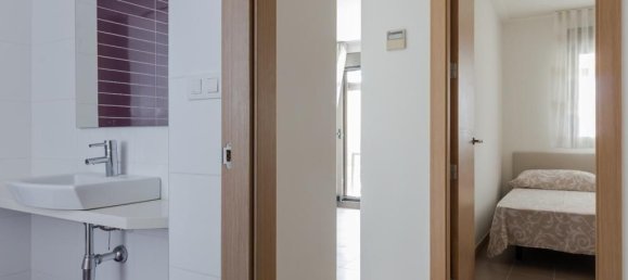 Apartamento de 2 dormitorios en Alicante, Spain No. 129685 27