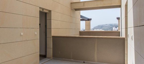 Apartamento de 2 dormitorios en Alicante, Spain No. 129685 24