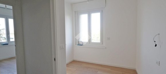 Квартира с 3 спальнями в Триест, Италия № 346186 41