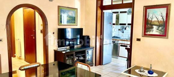 3 Schlafzimmer Wohnung in Rome, Italy, Nr. 357670 4