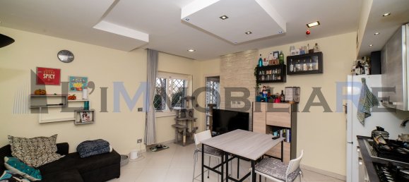 2 rooms Apartment in Rome, Italy No. 115440 11
