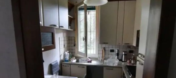 3 rooms Apartment in Lavena Ponte Tresa, Italy No. 1654 4