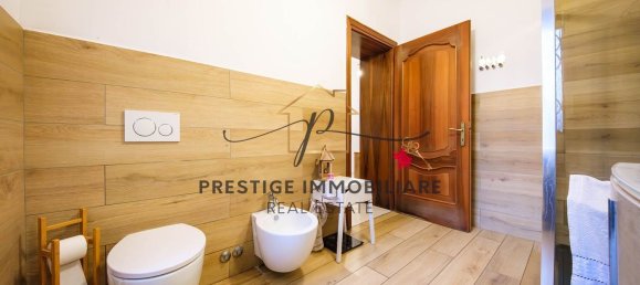 3 rooms Apartment in Livorno, Italy No. 215913 47