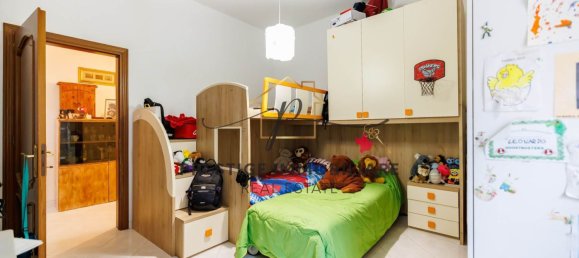 3 rooms Apartment in Livorno, Italy No. 215913 31