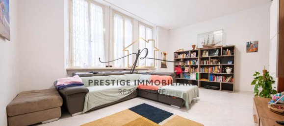 3 rooms Apartment in Livorno, Italy No. 215913 10