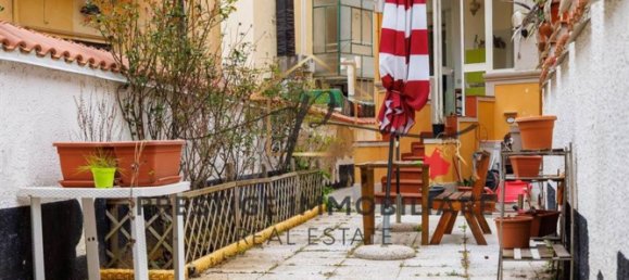 3 rooms Apartment in Livorno, Italy No. 215913 2